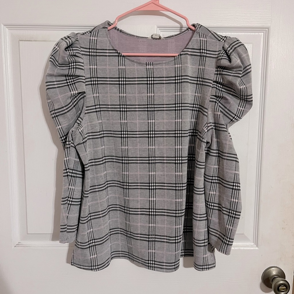 Cato | Springforward Ideal Black and Pink Dressy Top - NWT - L